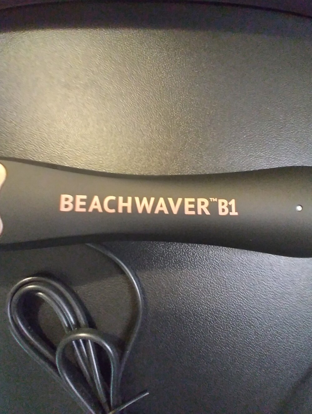 NIB BEACHWAVER B1 Rotating Curling Wand in Rose Gold Hair Tool - Picture 5 of 6